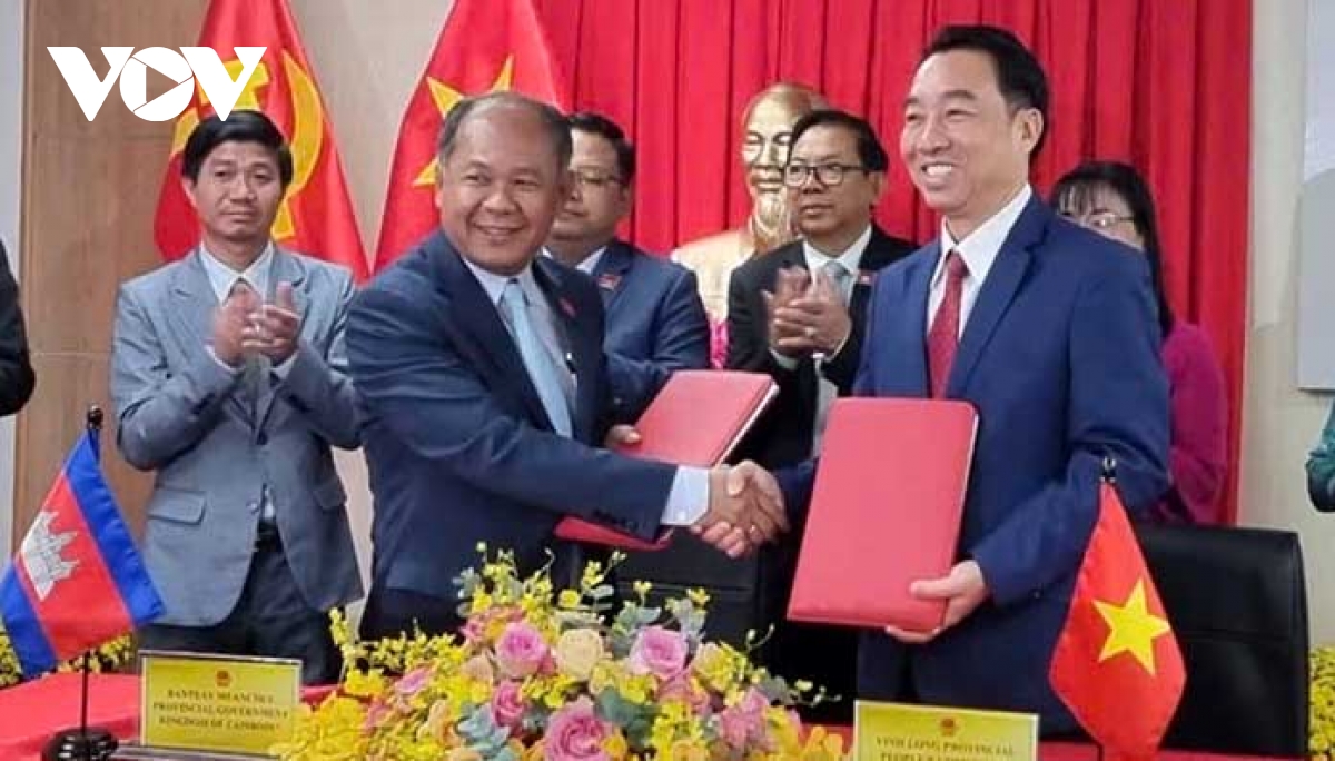 Vinh Long and Banteay Meanchey ink new MoU on cooperation